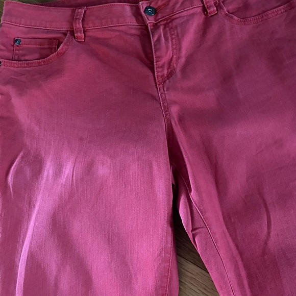 Apt nine red denim capris size 14 large roomy - Picture 7 of 8
